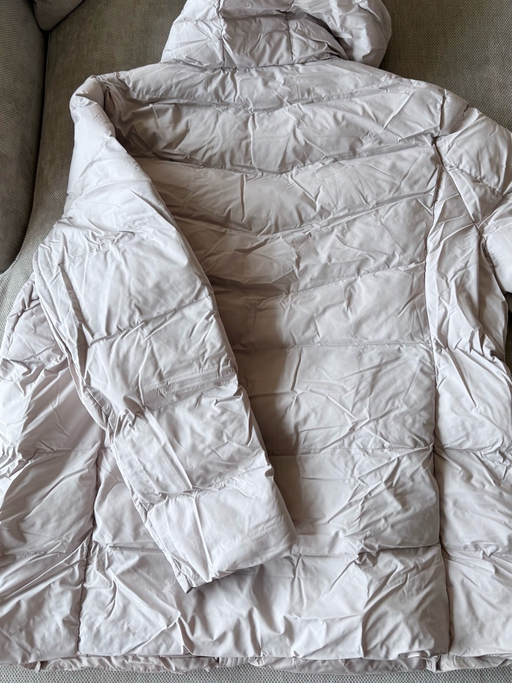 32 Degrees Women's Puffer Jacket in Light Taupe - Picture 5 of 5